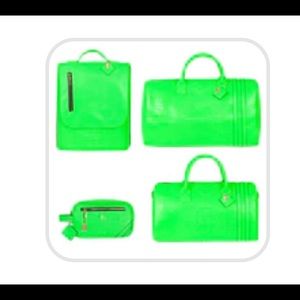 Tote&Carry travel set and Fanny pack